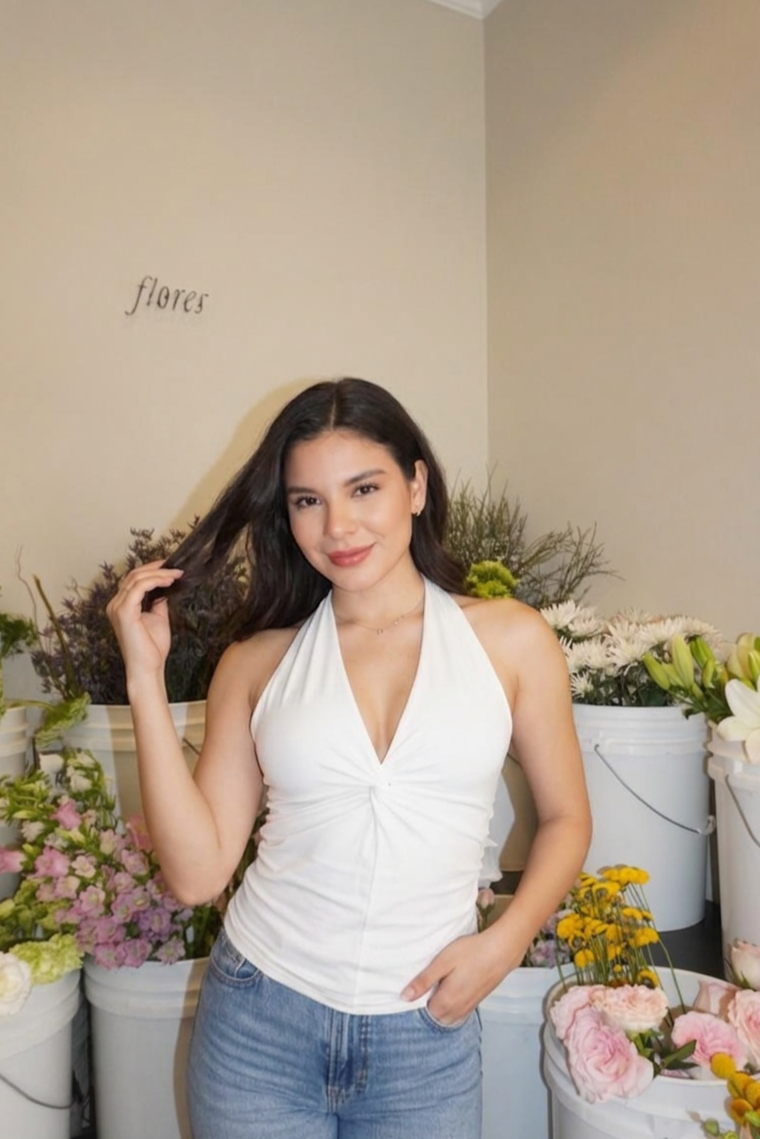 Top Olivia